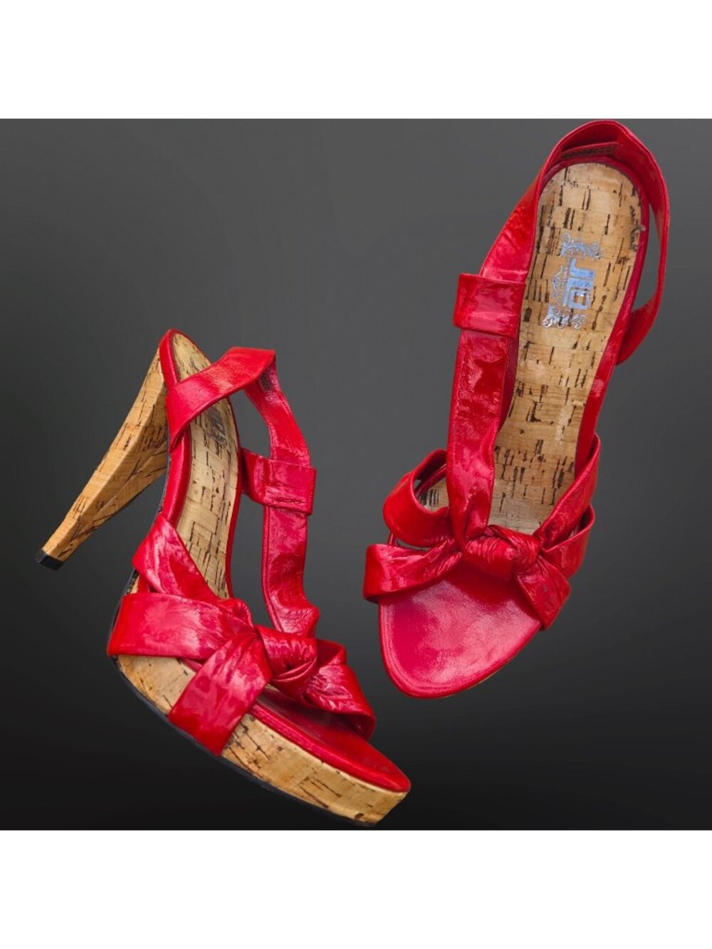 Y2K JLO Jennifer Lopez Red Patent Sandals Cork Heels Size 8 Slingback 2000s
